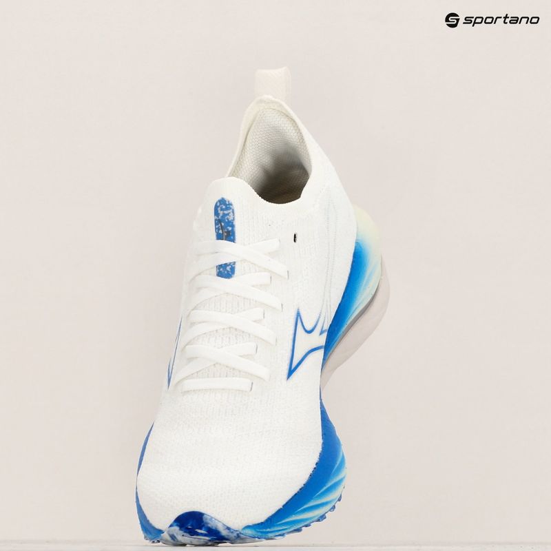 Încălțăminte de alergare pentru femei Mizuno Wave Neo Wind white/silver/peace blue 19