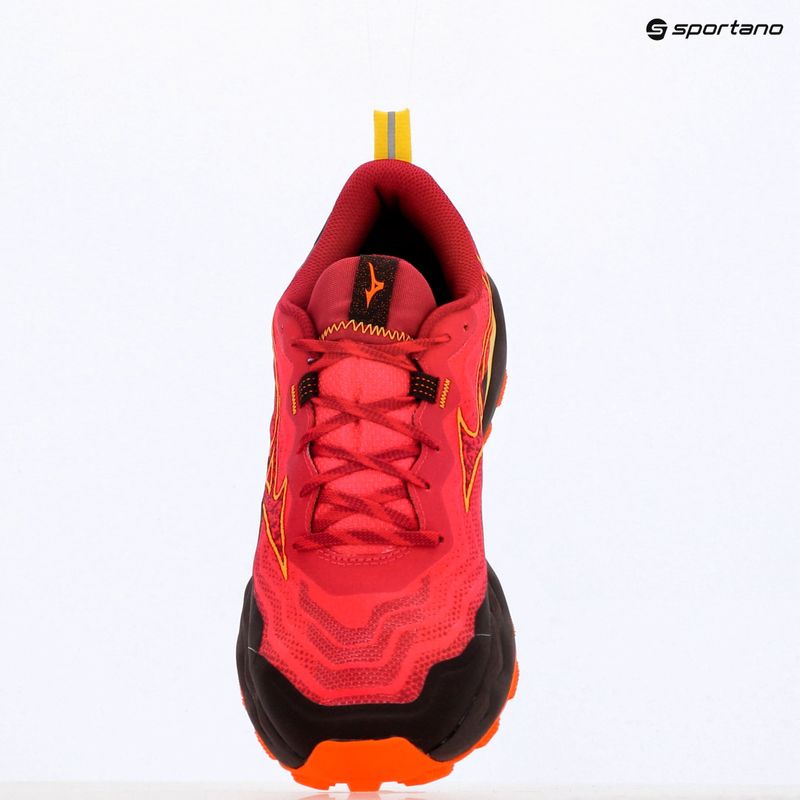 Încălțăminte de alergare pentru bărbați Mizuno Wave Daichi 9 high risk red/evening primrose/bright marigold 10