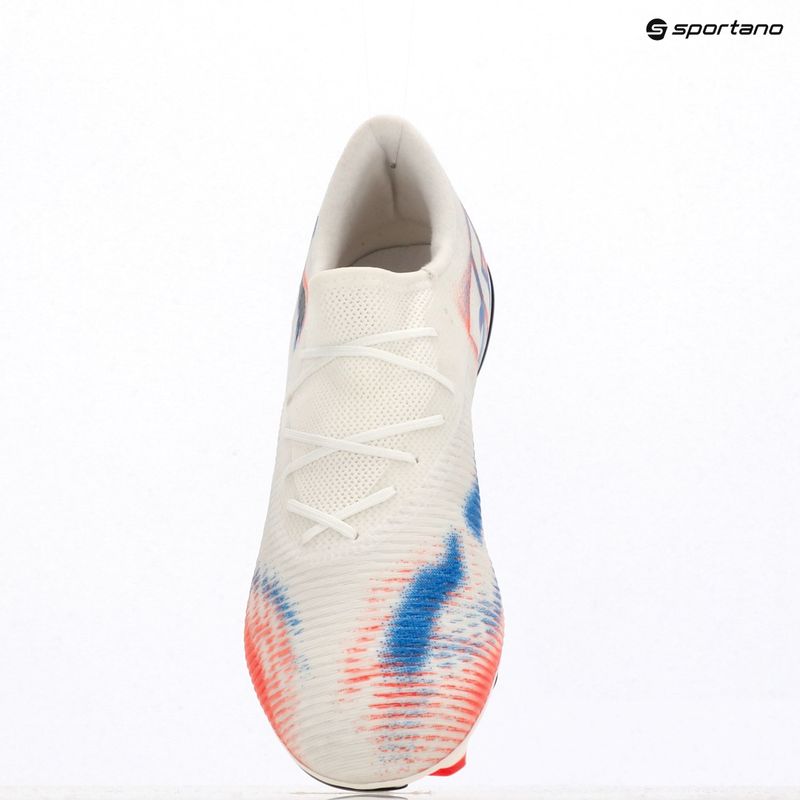 Încălțăminte de fotbal pentru bărbați PUMA Future 8 Match Low FG/AG puma white/puma black/glowing red 9