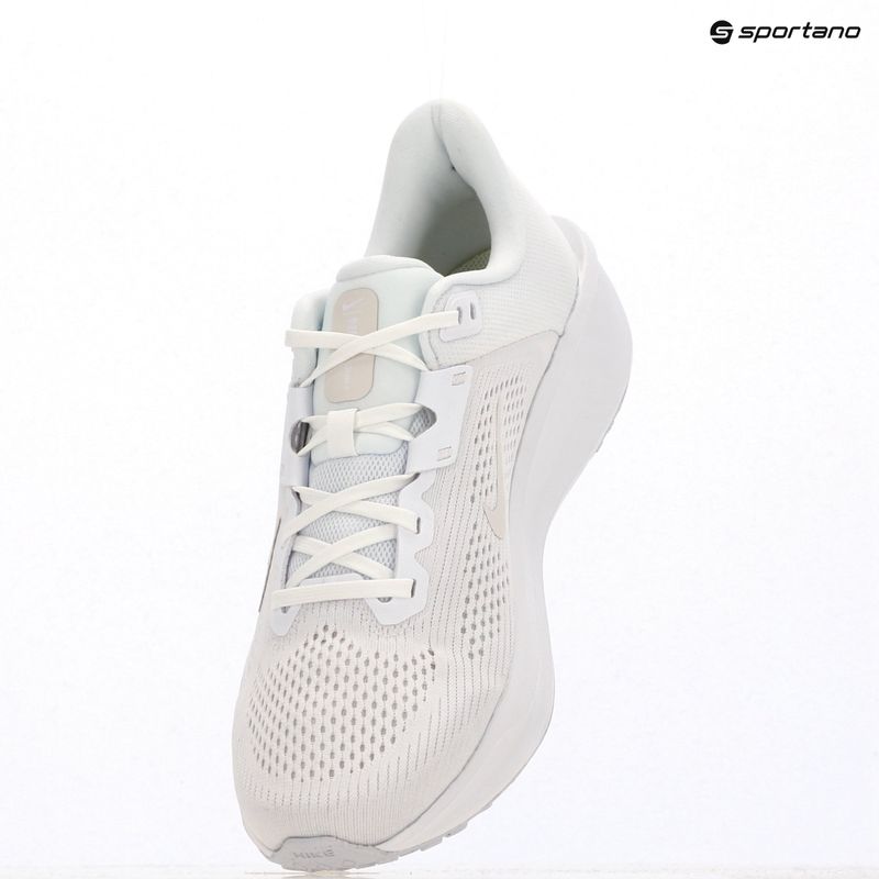 Pantofi de alergare pentru bărbați Nike Quest 6 White/White/Platinum Tint 11