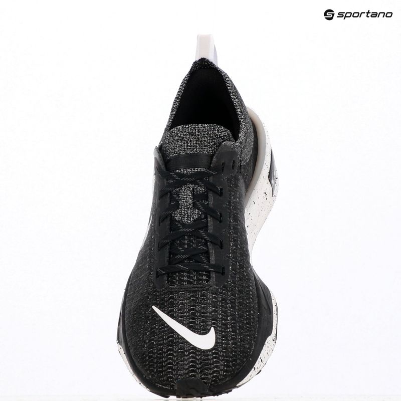 Încălțăminte de alergare pentru bărbați Nike Invincible 3 black/white 9