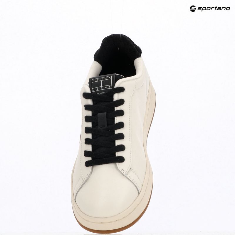 Încălțăminte pentru femei Tommy Jeans Archive Court ivory/black 9