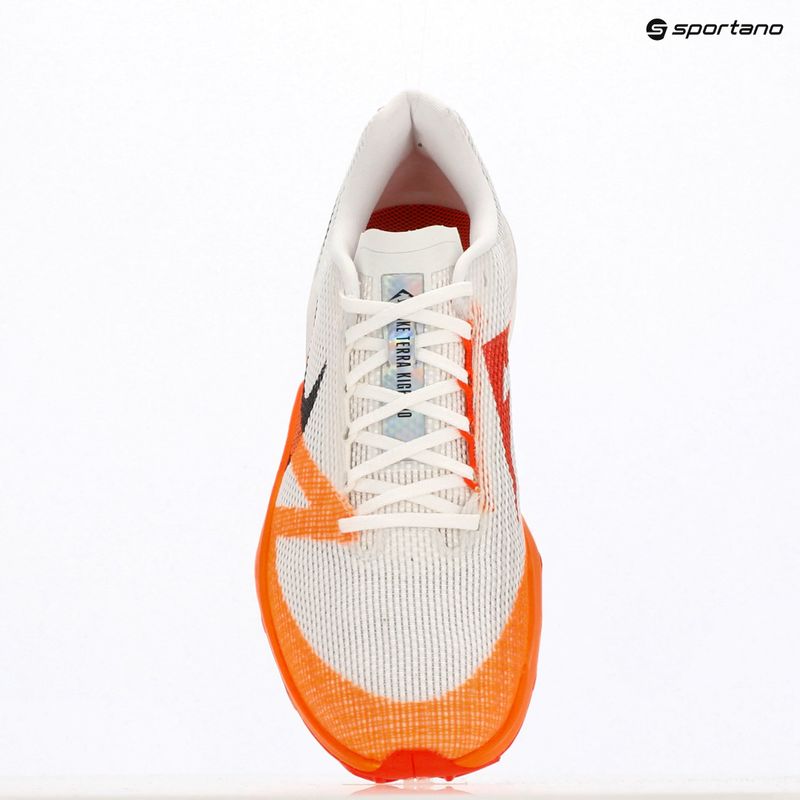 Încălțăminte de alergare pentru bărbați Nike Kiger 10 white/photon dust/total orange/black 10