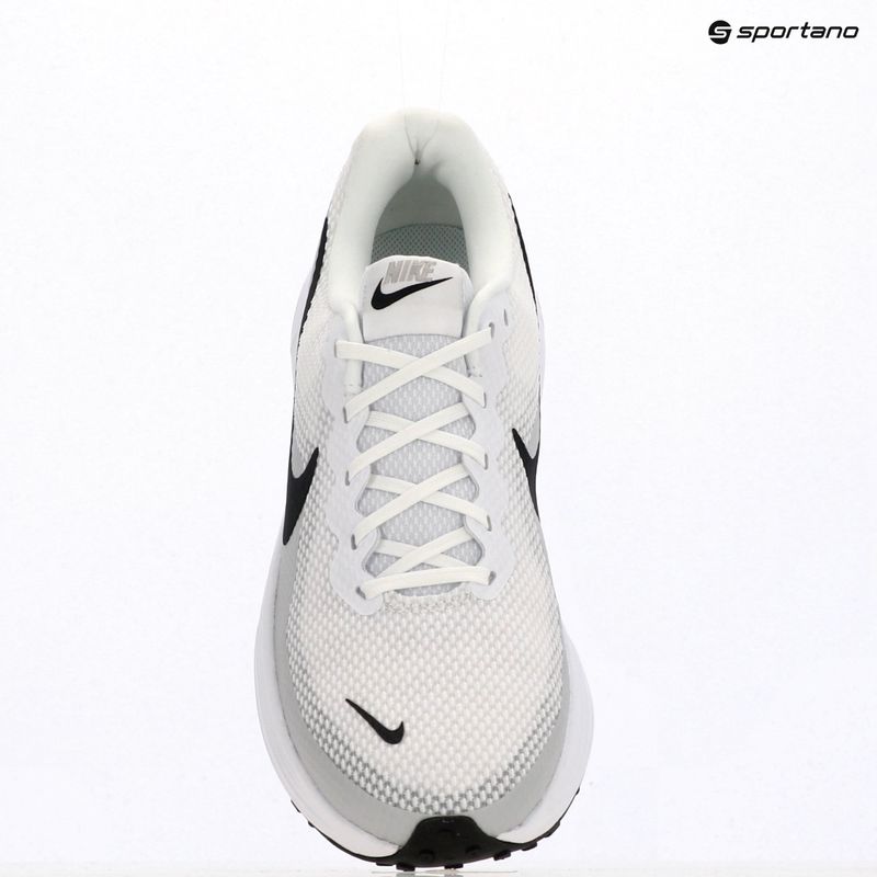 Încălțăminte de alergare pentru bărbați Nike Revolution 8 white/pure platinum/black 11