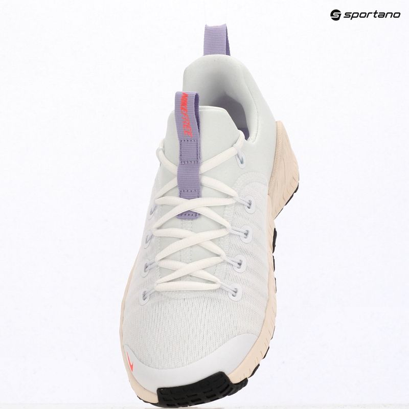 Încălțăminte de antrenament pentru femei Nike Free Metcon 6 white/violet mist/chalk/hot lava 11