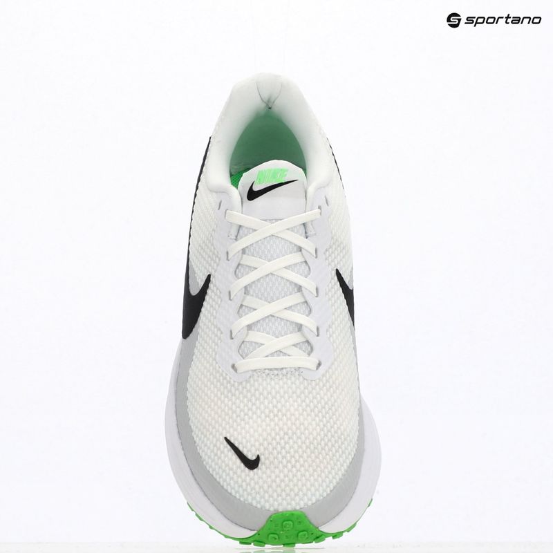 Încălțăminte de alergare pentru bărbați Nike Revolution 8 white/pure platinum/glacier blue/black 9