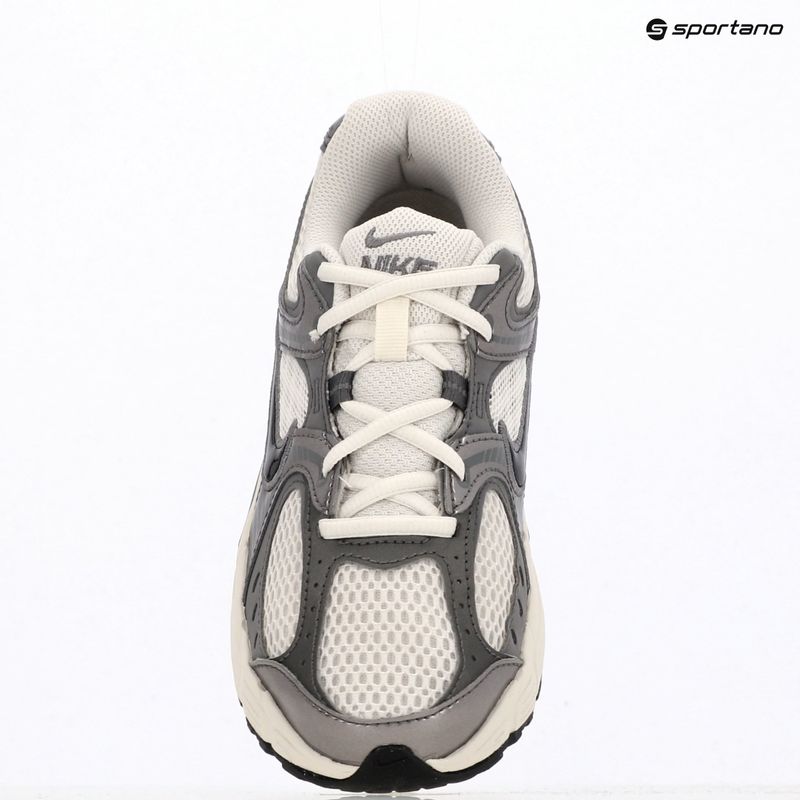Pantofi Nike V5 RNR phantom/pencil point/black 11