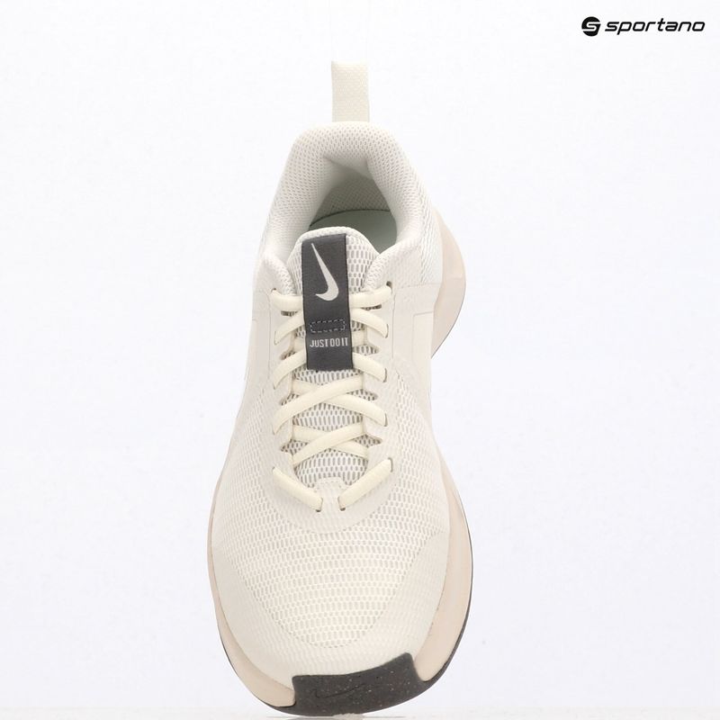 Încălțăminte de antrenament pentru femei Nike MC Trainer 3 sail/chalk/pencil point/white 11
