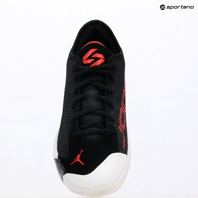 Încălțăminte de baschet pentru copii Nike Jordan Luka 77 GS Jr black/white/university red 10