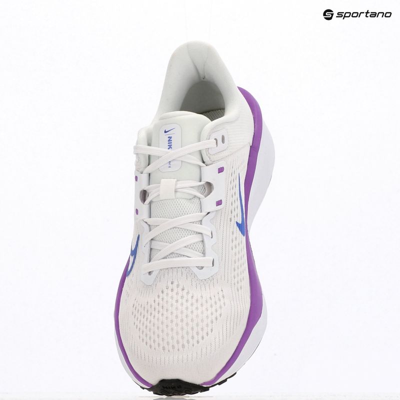 Încălțăminte de alergare pentru femei Nike Quest 6 white/black/bright violet/sapphire 10