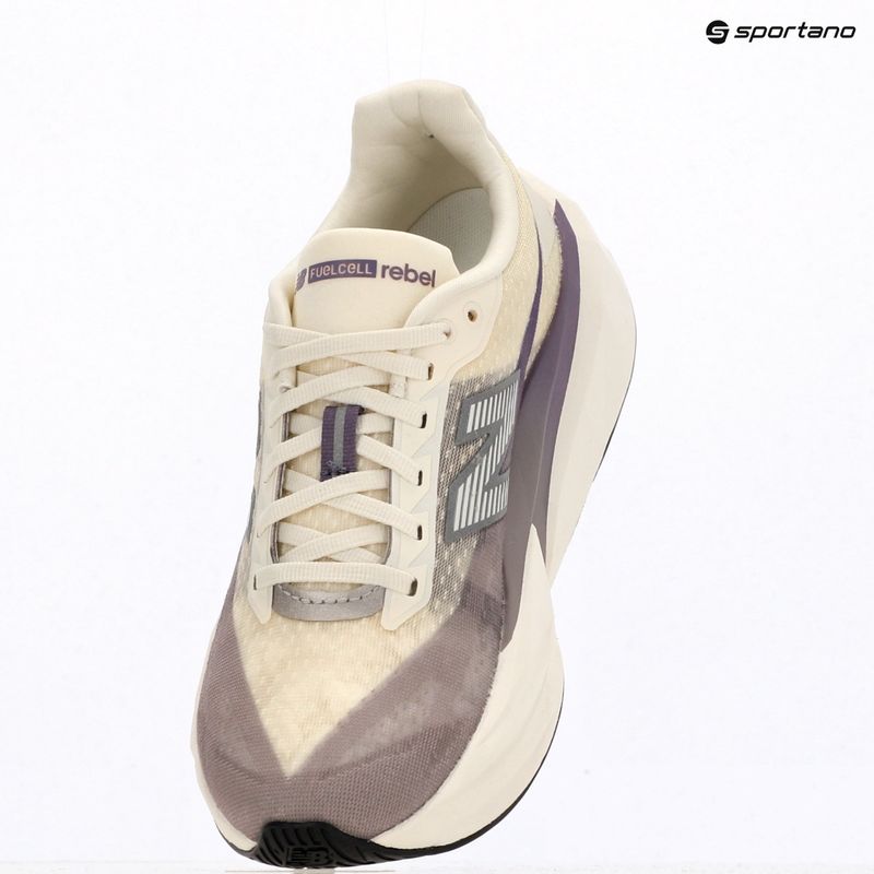 Încălțăminte de alergare pentru femei New Balance FuelCell Rebel V5 candied violet/angora 9