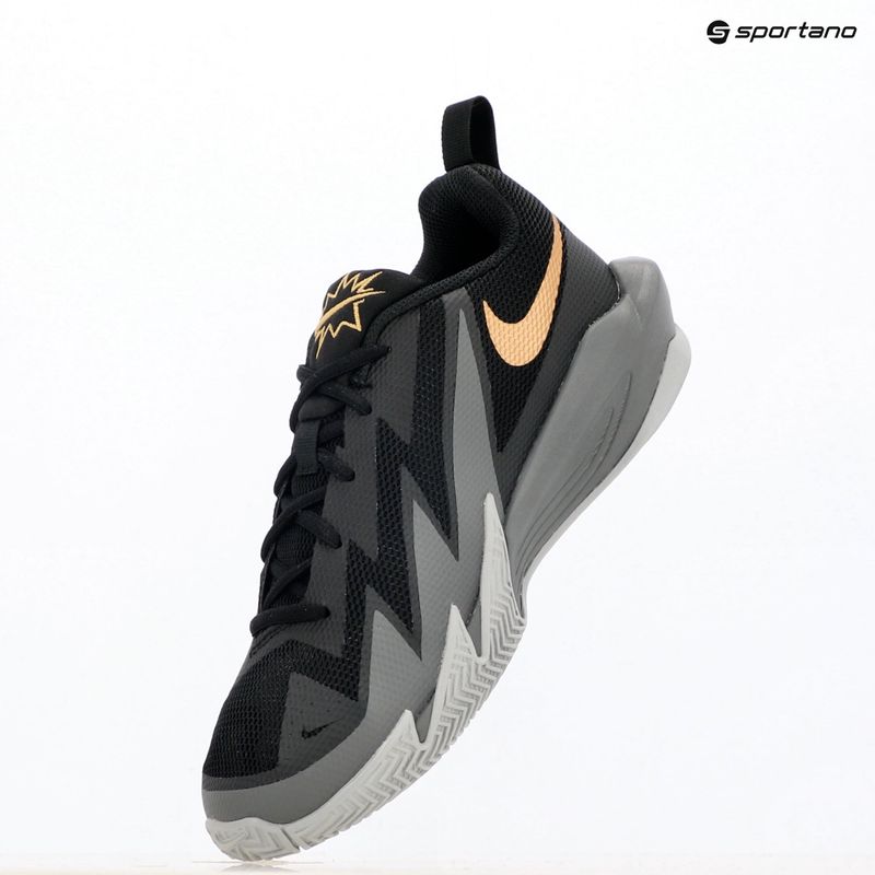 Încălțăminte pentru copii Nike S.T. Dynamite black/wolf grey/smoke grey/metallic gold 9