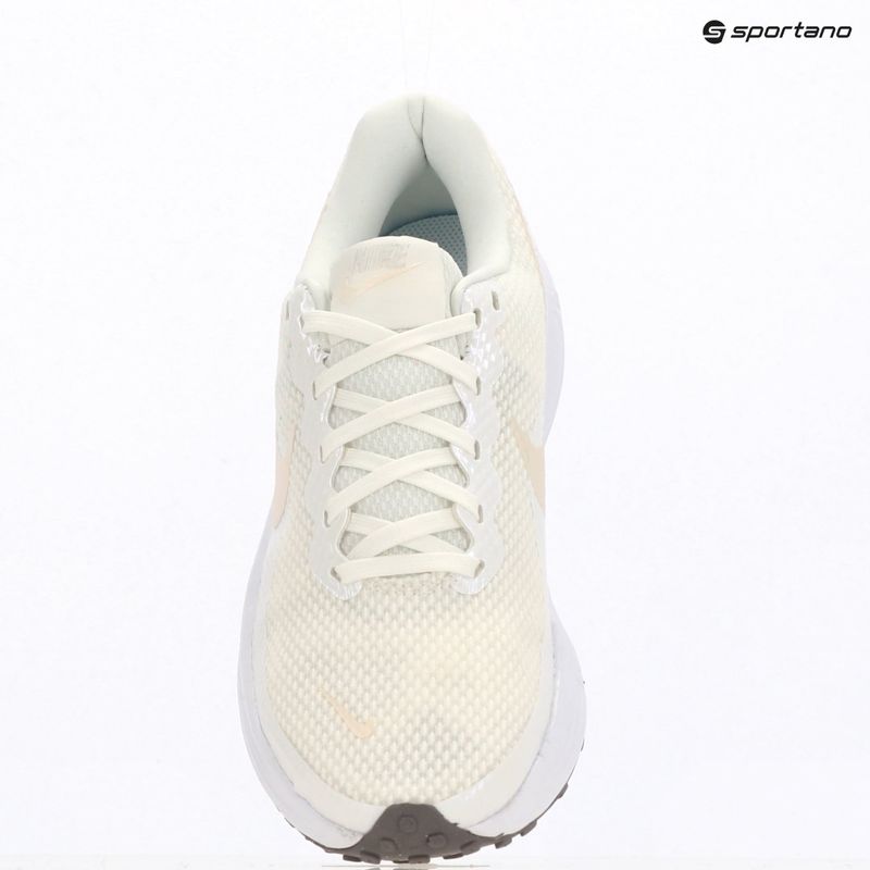 Încălțăminte de alergare pentru femei Nike Revolution 8 sail/white/pencil point/chalk 9