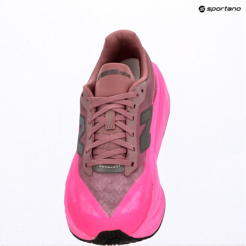Încălțăminte de alergare pentru bărbați  New Balance FuelCell Rebel V5 pink heat/rosewood 12