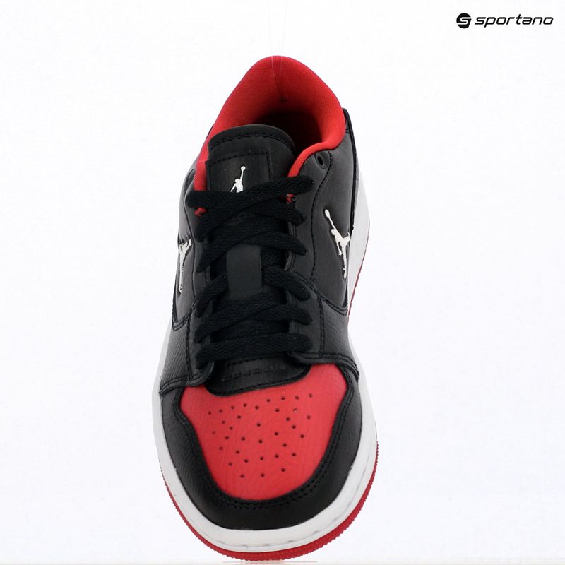 Buty Nike Jordan Court Connect Low black/gym red/white 9