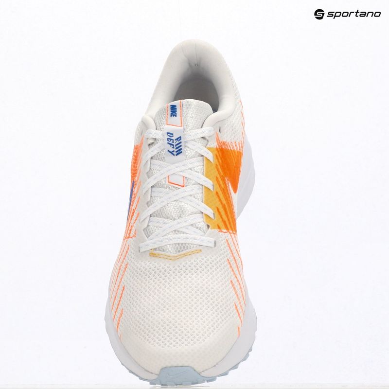 Încălțăminte de alergare pentru bărbați Nike Run Defy white/topaz gold/blue crystal 6