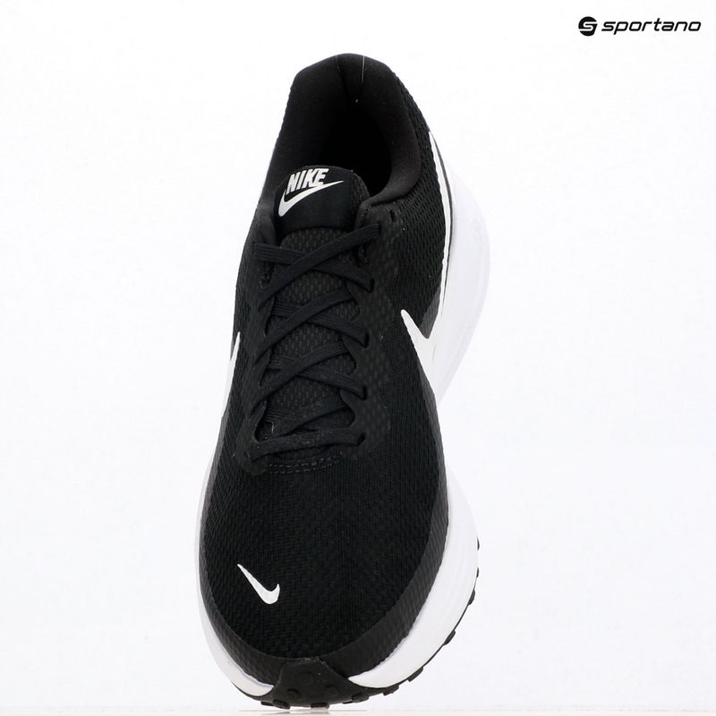 Încălțăminte de alergare pentru bărbați Nike Revolution 8 Extra Wide black/black/white 6