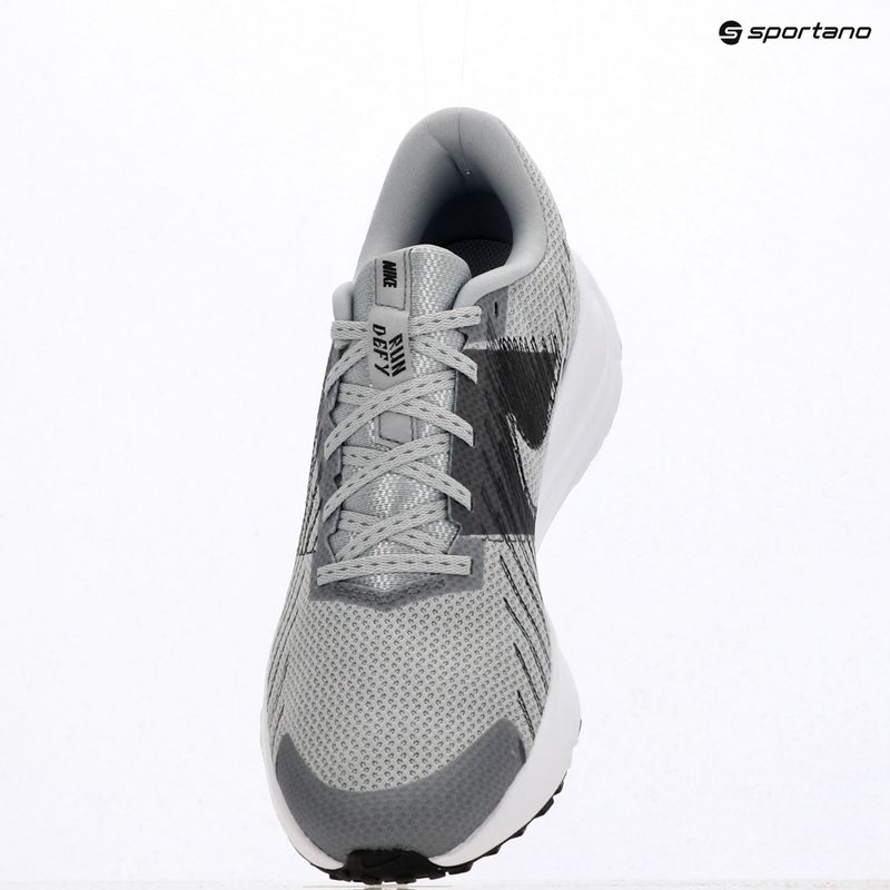 Încălțăminte de alergare pentru bărbați Nike Run Defy wolf grey/white/iron grey/black 6