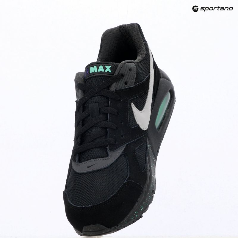 Încălțăminte pentru bărbați Nike Air Max IVO black/green glow/matte silver 18