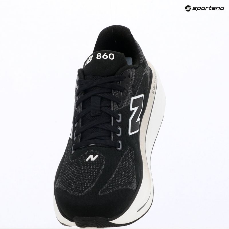 Încălțăminte de alergare pentru femei New Balance Fresh Foam 860's V15 black/ 103 white 17
