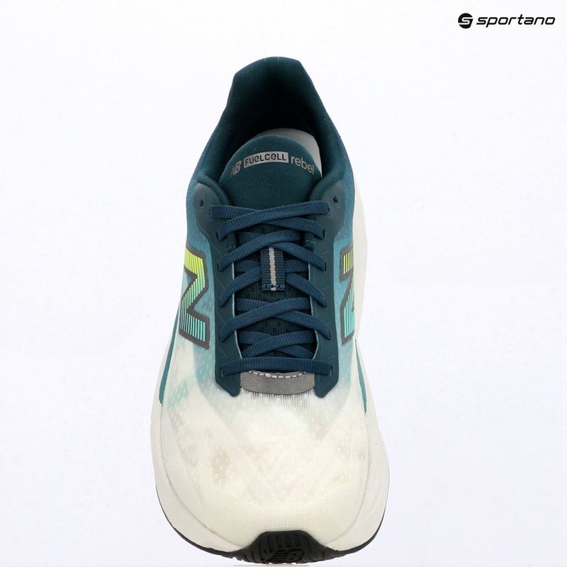 Încălțăminte de alergare pentru bărbați  New Balance FuelCell Rebel V5 medusa green/faded teal 19
