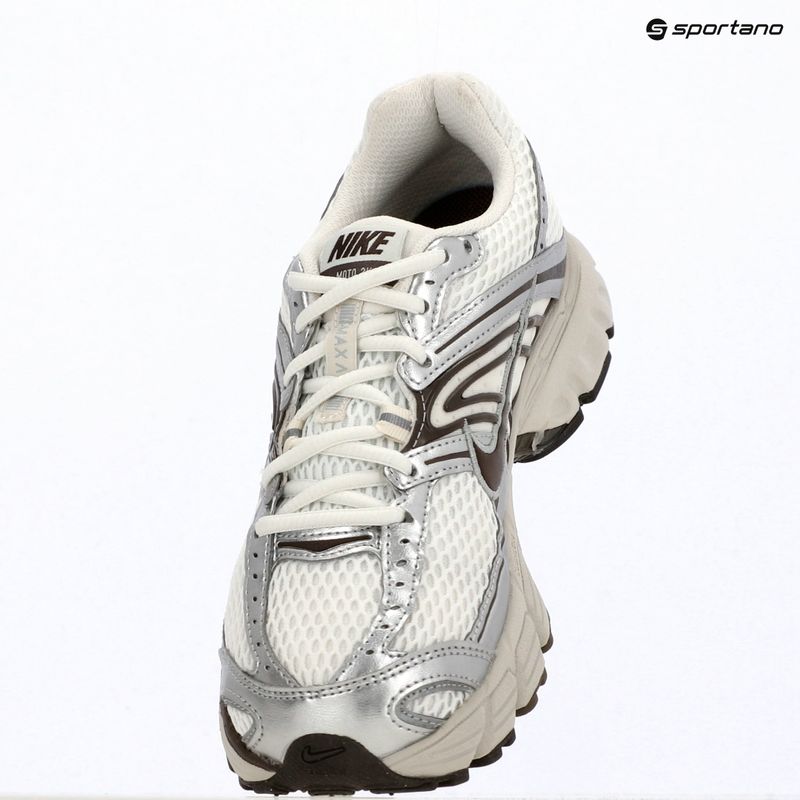 Încălțăminte pentru femei Nike Air Max Moto 2K phantom/metallic silver/baroque brown 10