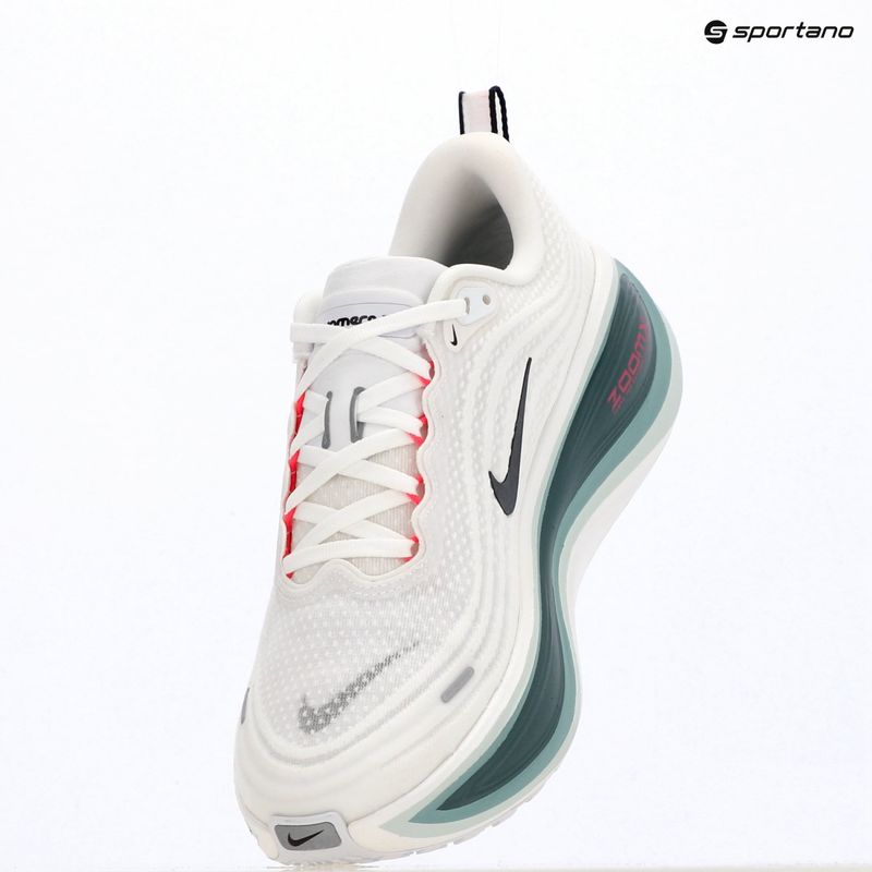 Încălțăminte de alergare pentru bărbați Nike Vomero Plus white/mineral slate/hyper pink/black 13