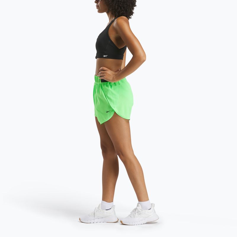 Pantaloni scurți de antrenament pentru femei Reebok Speed solar lime 2