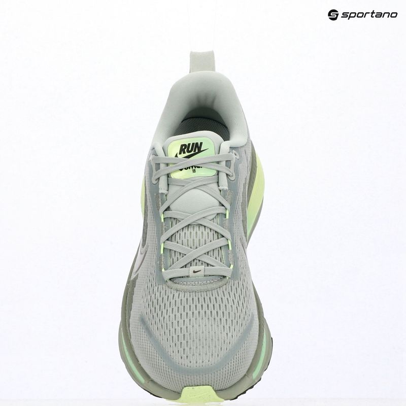 Încălțăminte de alergare pentru bărbați Nike Vomero 18 light silver/barely volt/college grey 14
