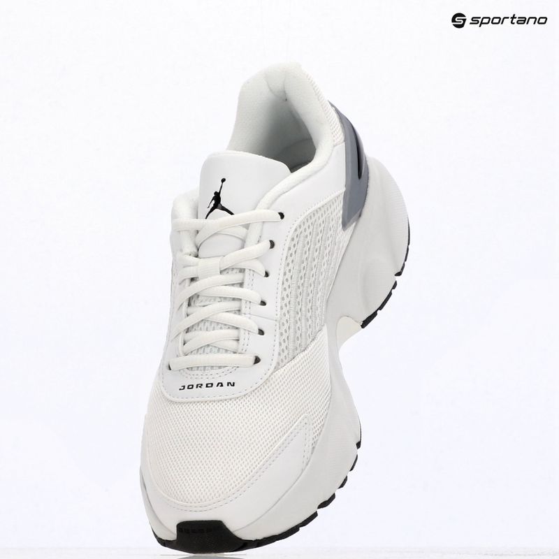 Încălțăminte damă Jordan Trunner Flow summit white/metallic silver/black 9