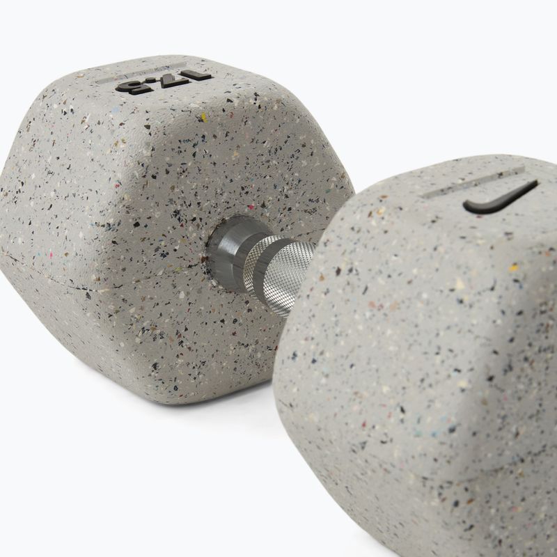 Gantera cauciucată Nike Strength Grind Hex Dumbbell 17,5 kg wolf grey 4