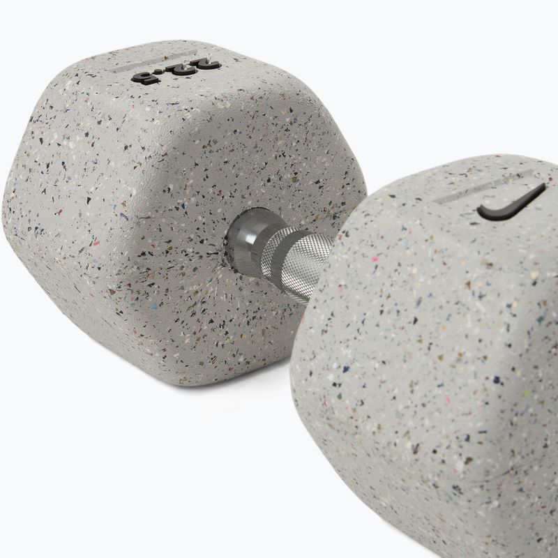 Gantera cauciucată Nike Strength Grind Hex Dumbbell 22,5 kg wolf grey 4