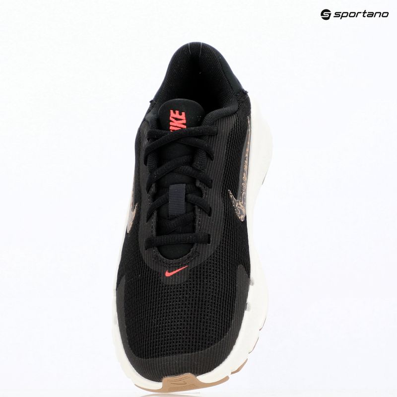 Încălțăminte de antrenament pentru femei Nike Flex Train Print black/iron grey/sail/multi color 10