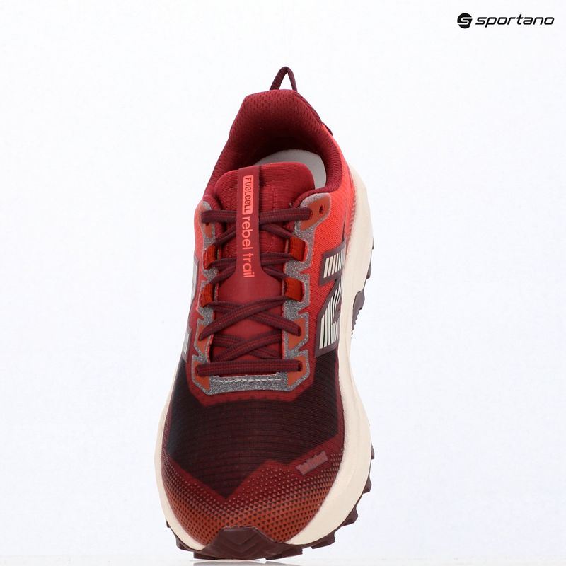 Încălțăminte de alergare pentru femei New Balance Rebel V1 podium red/neo flame 9