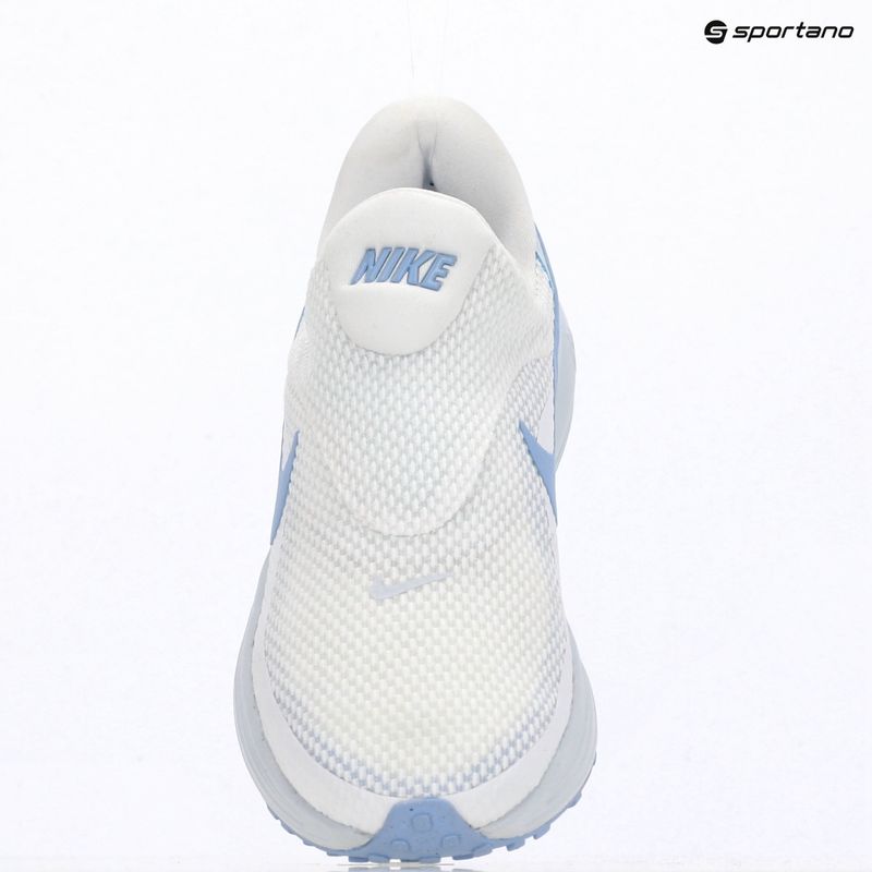 Încălțăminte de alergare pentru femei Nike Revolution 8 EasyOn white/football grey/aluminum 6