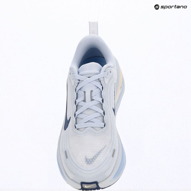 Încălțăminte de alergare pentru femei Nike Vomero Plus white/aluminum/football grey/mystic navy 10