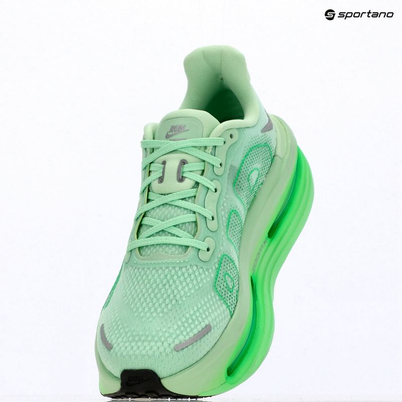 Încălțăminte de alergare pentru femei Nike Vomero Premium cucumber calm/metallic silver 10