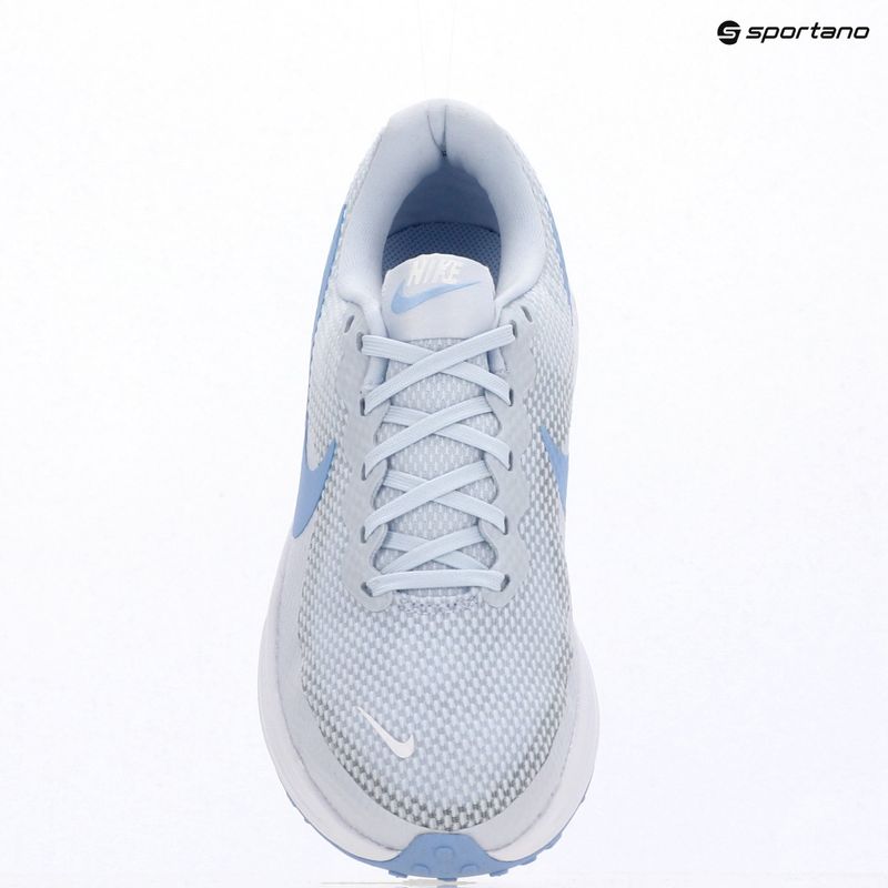 Încălțăminte de alergare pentru femei Nike Revolution 8 football grey/white/anthracite/aluminum 18