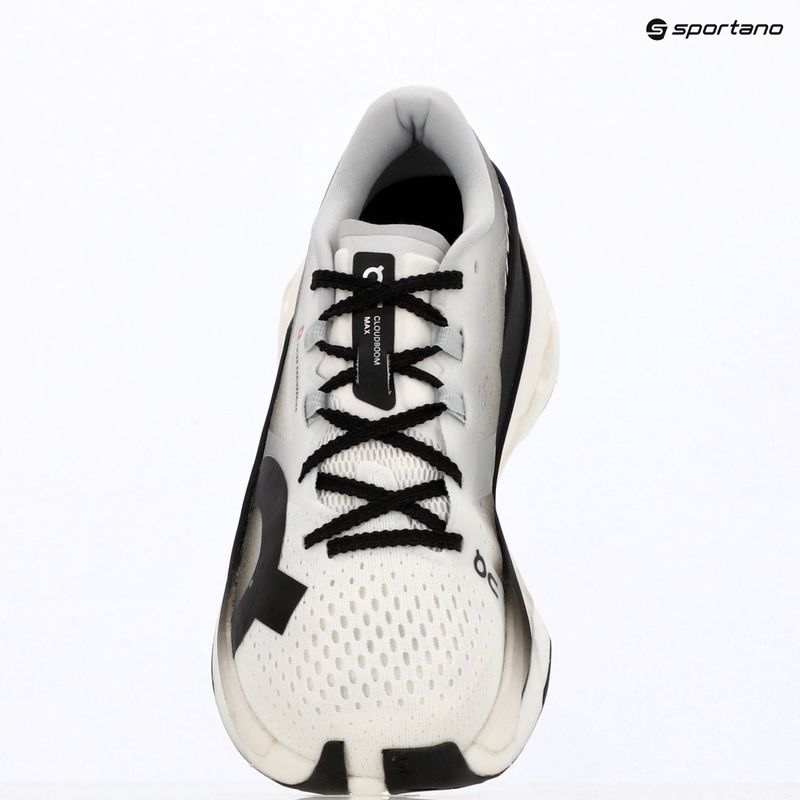 Încălțăminte de alergare pentru femei On Cloudboom Max white/black 9