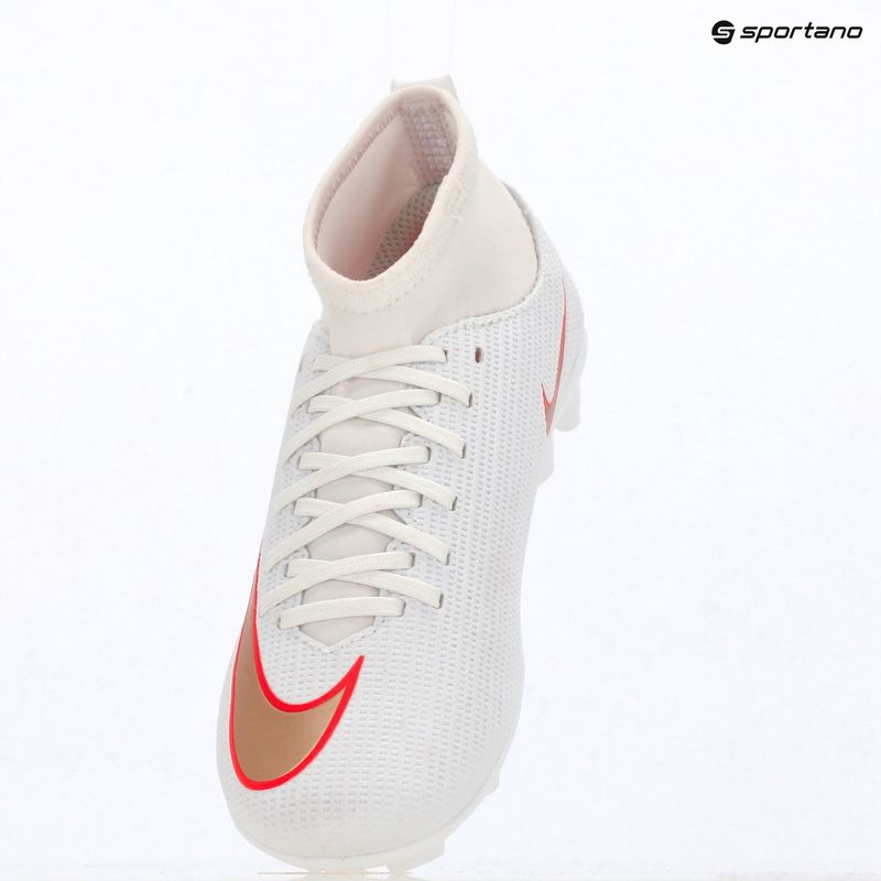 Încălțăminte de fotbal pentru copii Nike Jr. Mercurial Superfly 11 Club white/bright crimson/blur 9