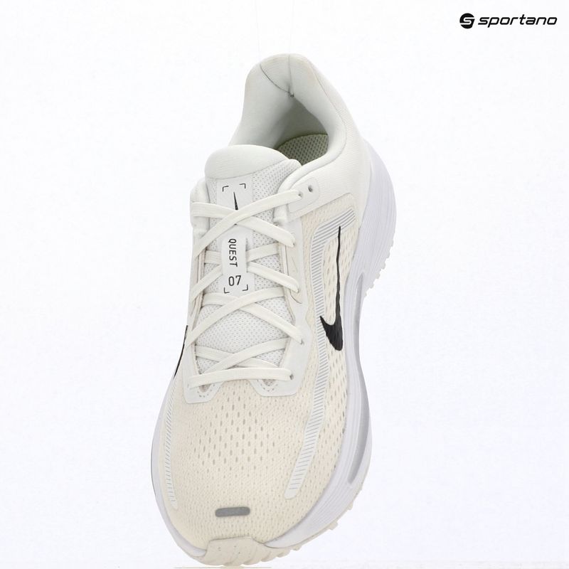 Încălțăminte de alergare pentru femei Nike Quest 7 summit white/white/metallic silver/black 18