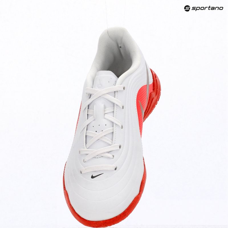 Încălțăminte de fotbal pentru copii Nike Jr. Tiempo Maestro Club white/bright crimson/blur 8