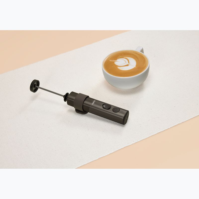 Dispozitiv pentru spumarea laptelui OutIn LattoGo Tundra Brown 4