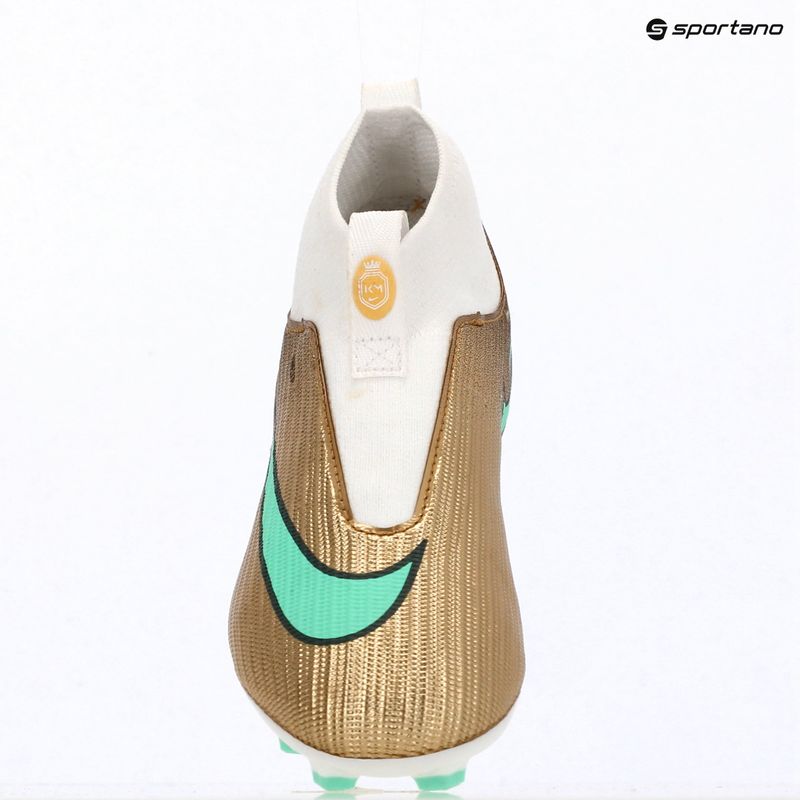 Încălțăminte de fotbal pentru copii Nike Jr. Mercurial Superfly 11 Academy "Kylian Mbappé" metallic gold/green glow 16