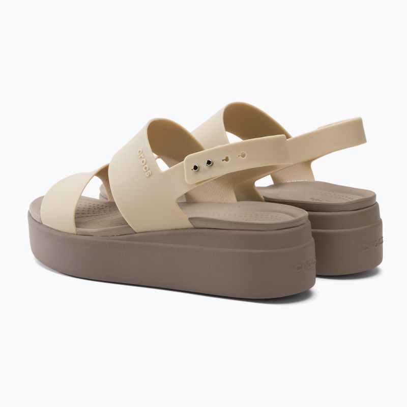 Sandale Crocs Brooklyn Met Low Wedge pentru femei din șampanie metalică șampanie 3