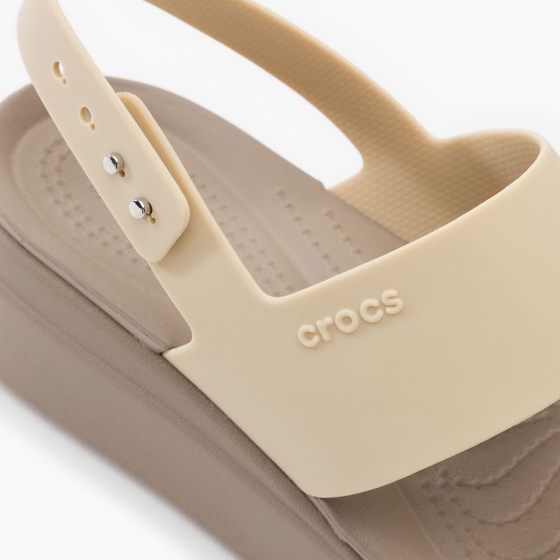 Sandale Crocs Brooklyn Met Low Wedge pentru femei din șampanie metalică șampanie 8