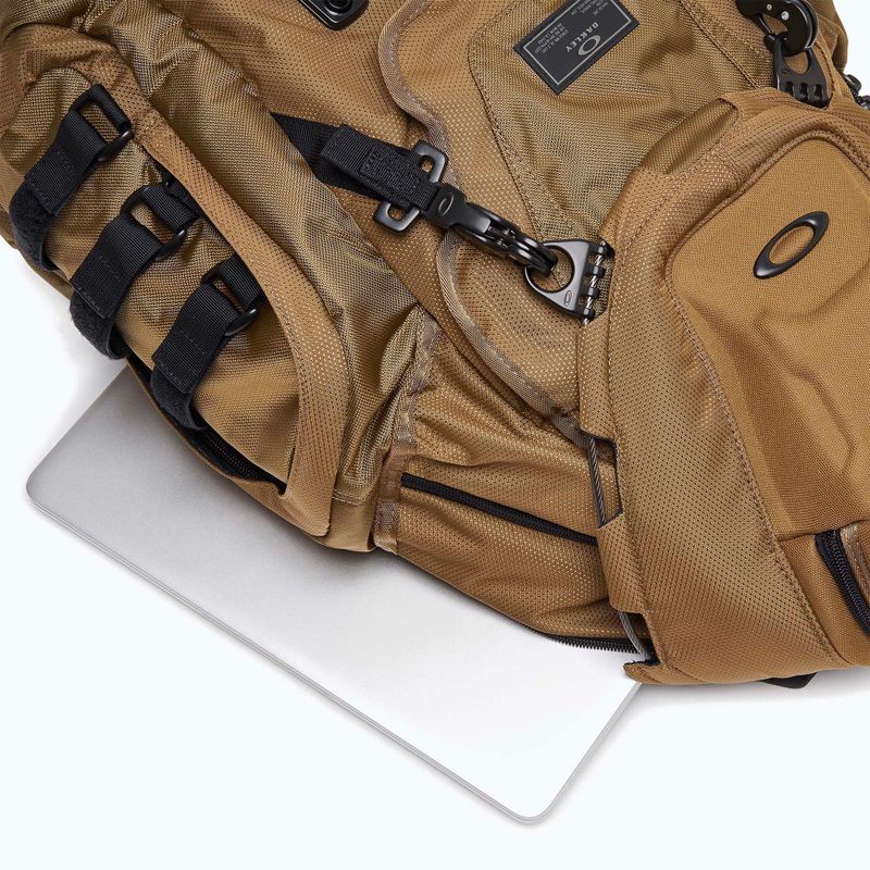 Rucsac turistic Oakley Kitchen Sink 34 l total coyote 4