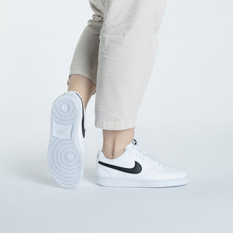 Încălțăminte pentru femei Nike Court Vision Low Next Nature white//white/black 2