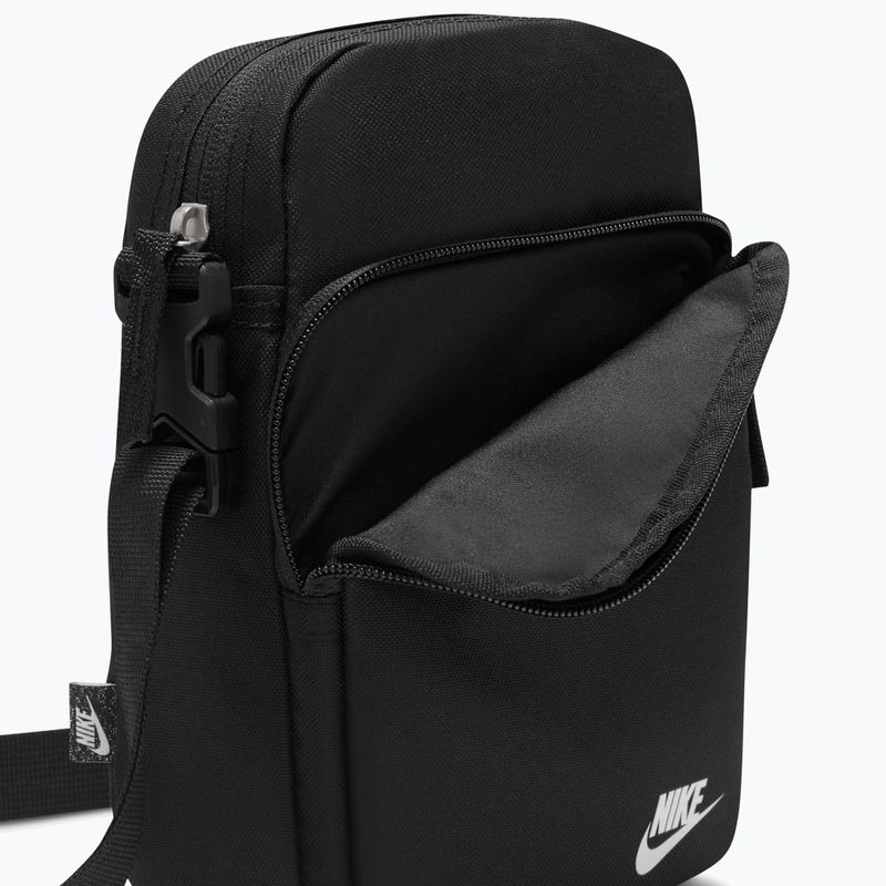Borsetă Nike Heritage 4 l black/black/white 5