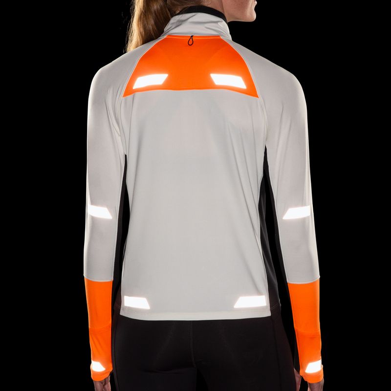 Bluză de alergare pentru femei Brooks Run Visible 1/2 Zip 2.0 ecru/fluoro flash/black 5